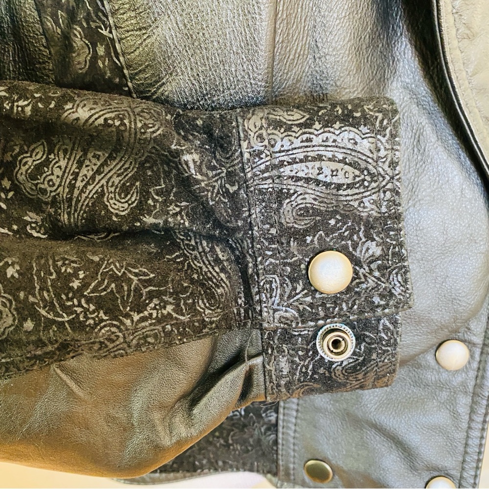 Vintage Wilson Leather Jacket Black XS Paisley Motorcycle Jacket 80’s 90’s Crop - Picture 6 of 16